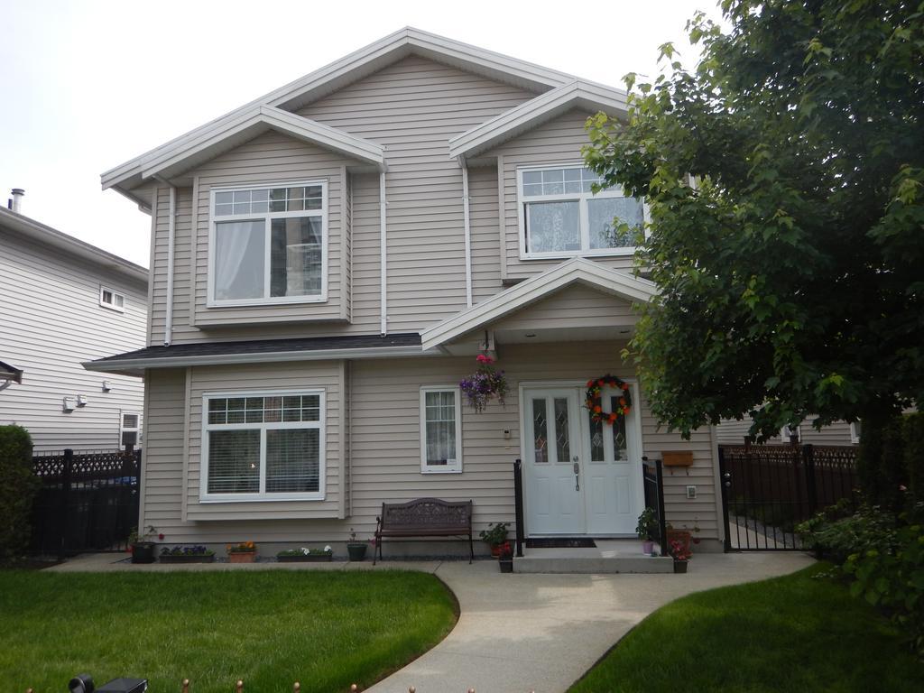 Clean And Quiet 2 Bdr 2 Bthr Private Entrance Entire Guests Suite Near Coquitlam Center Mall And Skytrain Exterior photo